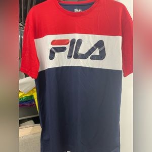 Men’s Fila T shirt.